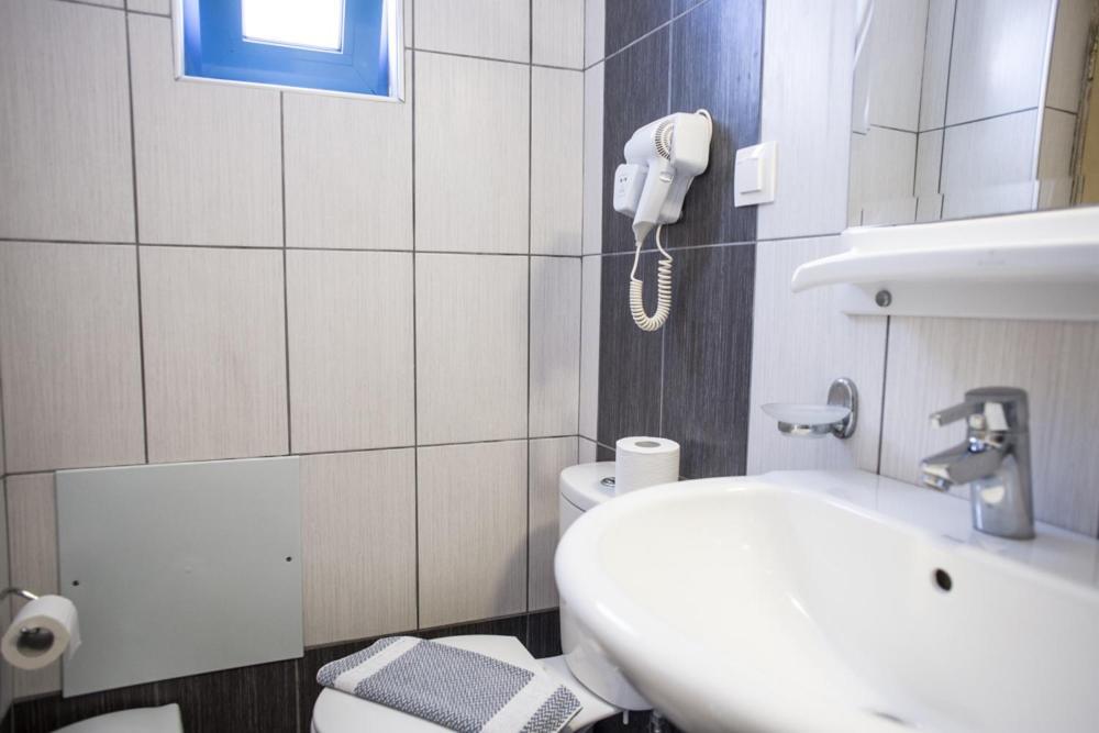 Agios Pavlos Hotel Ngoại thất bức ảnh